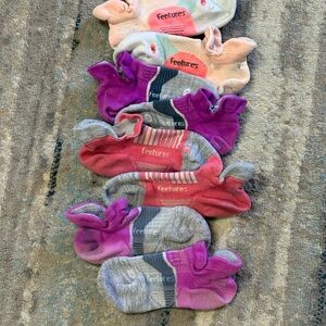 Feetures Athletic Running Socks -4 pairs Size S
